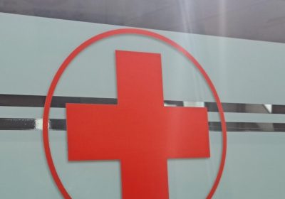 Gli tolgono smartphone, 15enne in ospedale per crisi d’astinenza – Web & Social