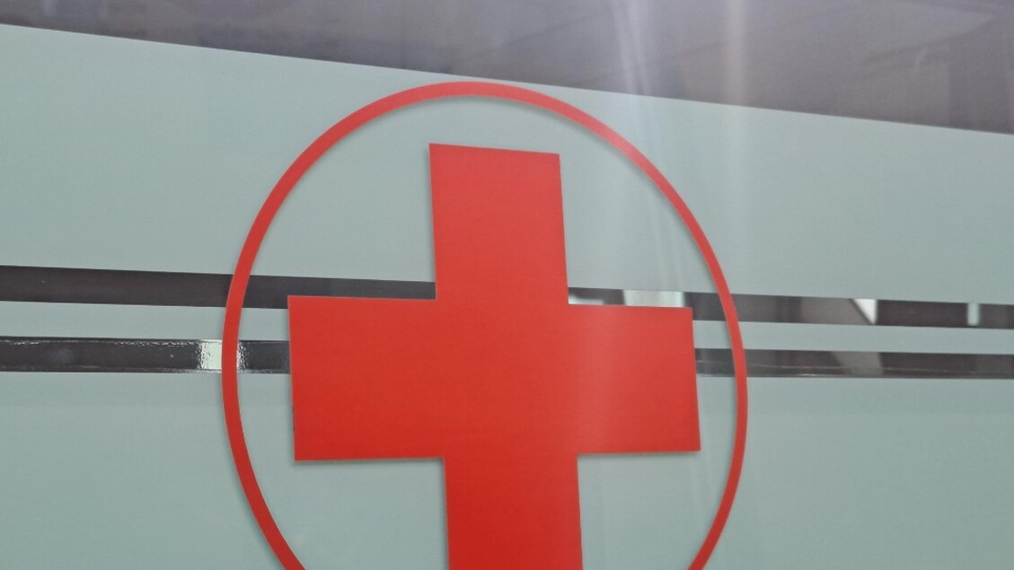 Gli tolgono smartphone, 15enne in ospedale per crisi d’astinenza – Web & Social