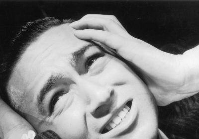 Emicrania, il farmaco che promette di bloccarla già ai primi sintomi