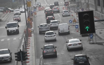 Emissioni di CO2 delle auto, il passo indietro dell'Europa sullo stop