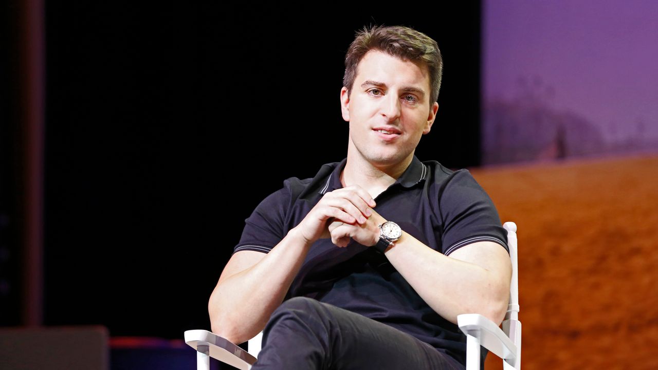Brian Chesky e il nuovo Airbnb: “Ecco perché abbiamo deciso di cambiare tutto”