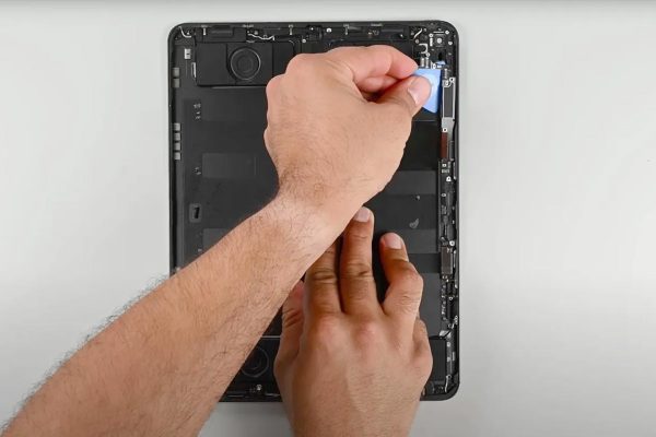 Apple estende Self Service Repair agli iPad: riparazioni fai-da-te per i tablet di Cupertino