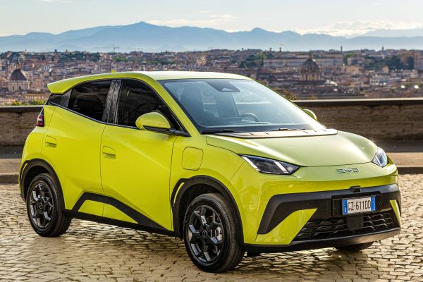 BYD Dolphin Surf: compatta sì, ma con ambizione