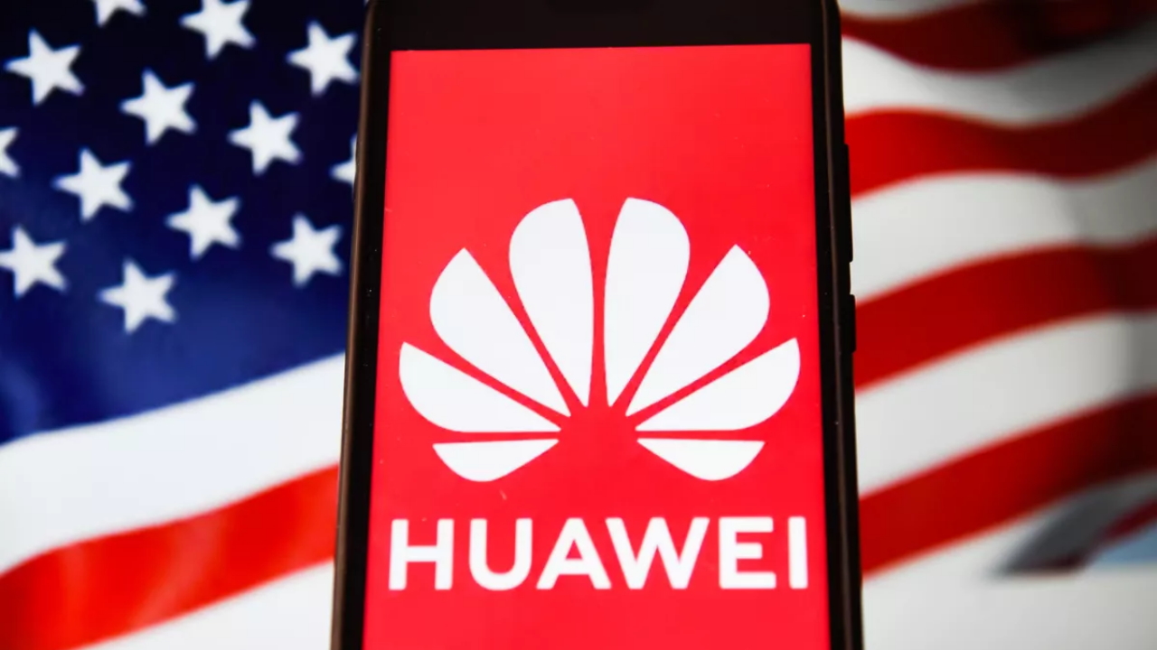 Gli USA contro Huawei: "fermiamo la diffusione globale di HarmonyOS"