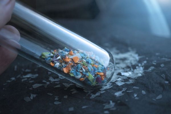 Plastica, può alterare il nostro sonno in modo simile alla caffeina