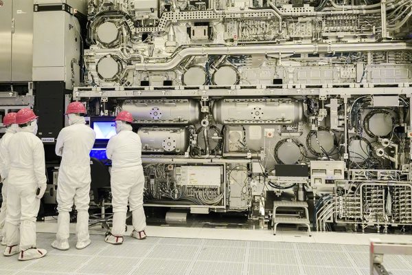 High-NA EUV e processo produttivo 14A: Intel ha un piano B in caso di problemi