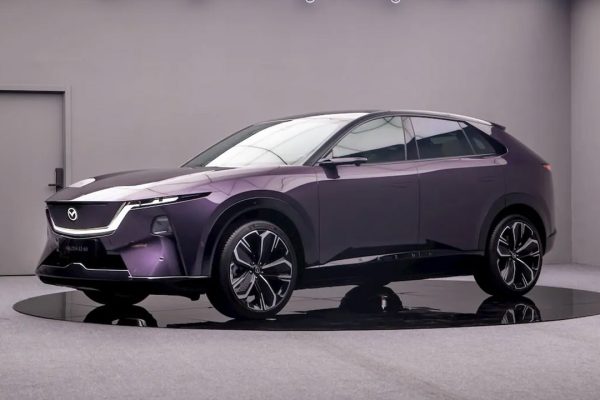 Il SUV elettrico Mazda EZ-60 è già da record, e presto arriverà nei mercati globali