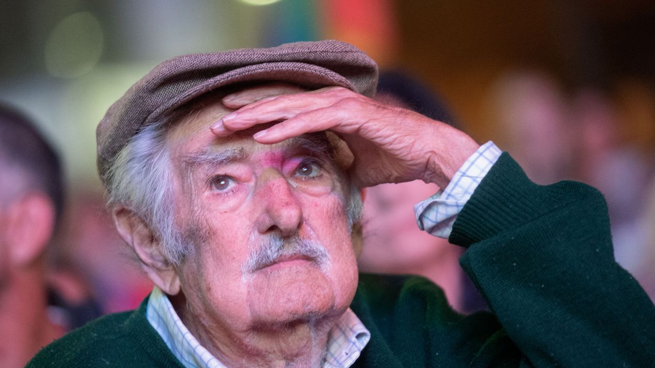 José “Pepe” Mujica, l’ex “presidente più povero del mondo” che sfidava la logica del progresso digitale