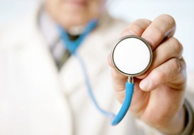 La FDA lancia Elsa: l'intelligenza artificiale entra nell'agenzia che vigila su farmaci e alimenti negli USA