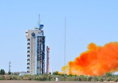 La Cina sta realizzando la costellazione satellitare ''dei tre corpi'' per l'elaborazione dati nello Spazio