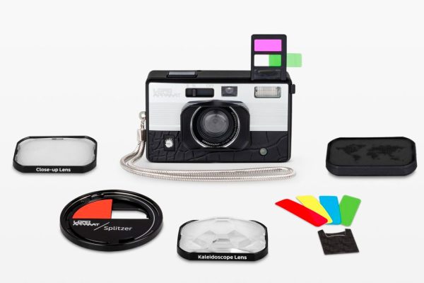 LomoApparat Alexanderplatz: flash colorati e splitzer per una fotografia analogica più creativa