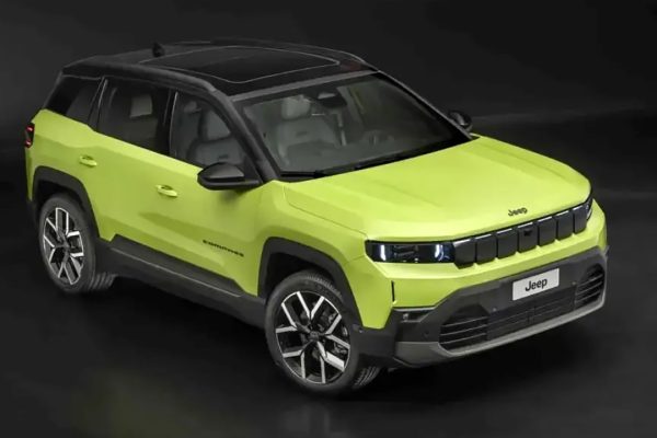 Nuova Jeep Compass, trapelate le immagini prima del lancio ufficiale
