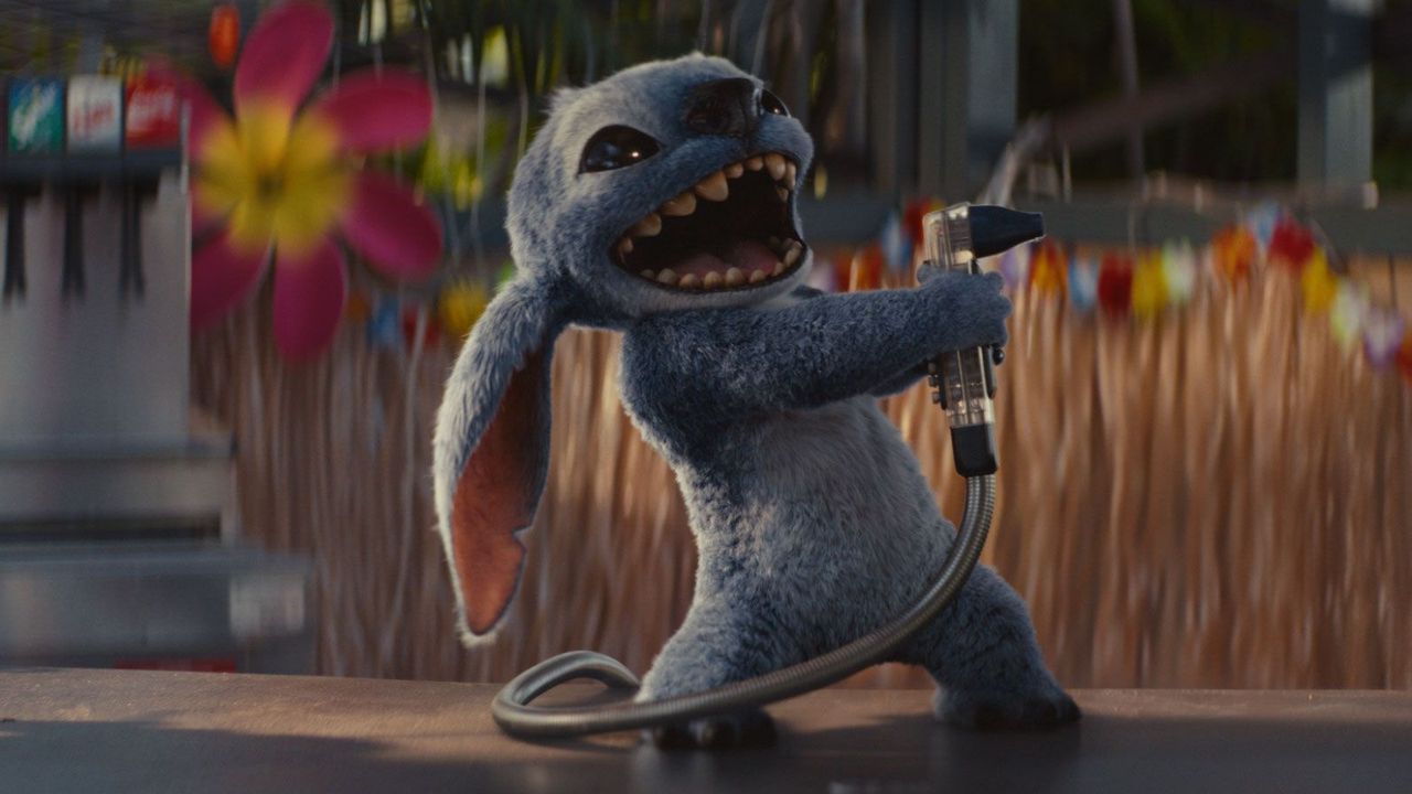 Lilo & Stitch, nel live-action l’alieno Pleakley non sarà vestito da donna (ed è un problema)
