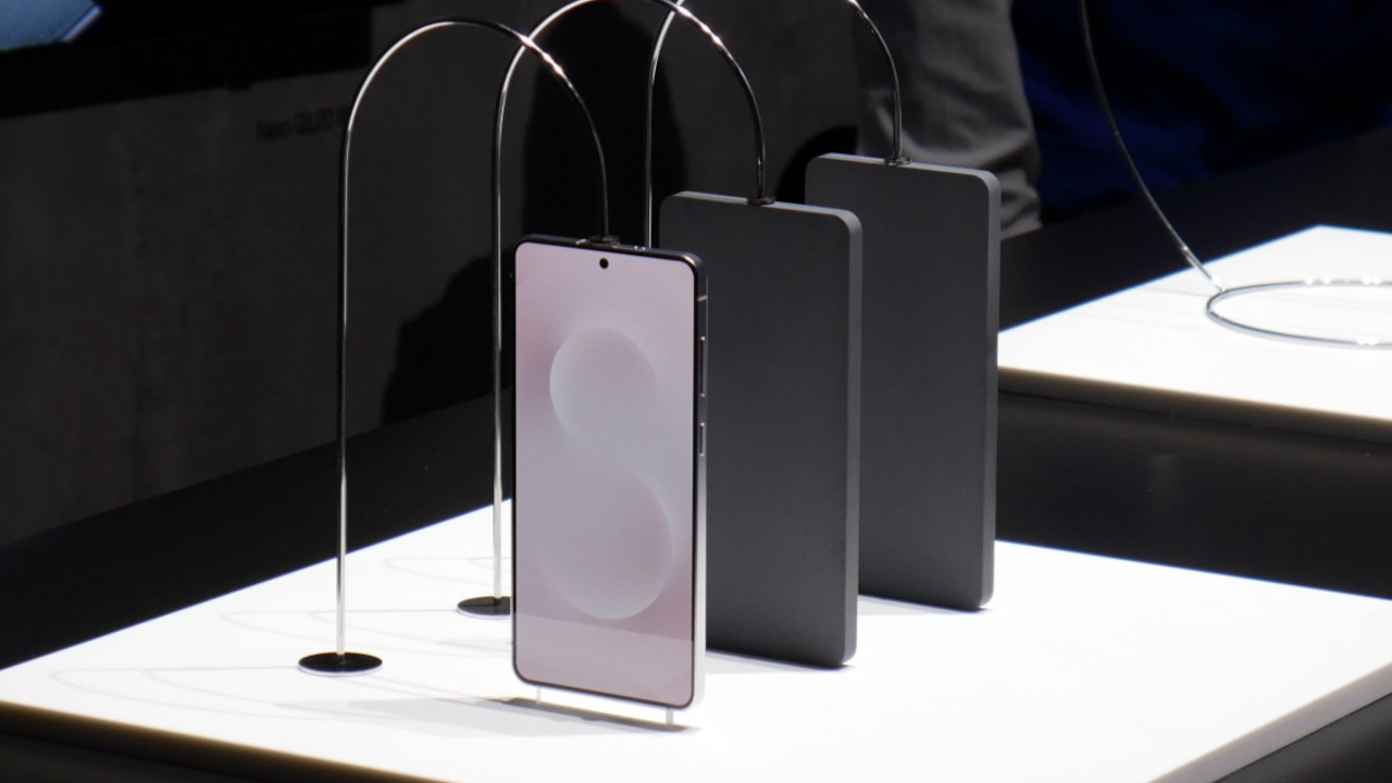 Offerte su Samsung Galaxy S25, S25 Edge (a 1.169€, non è mai costato così poco) e S25 Ultra: ecco qual è il modello giusto in base alle vostre esigenze