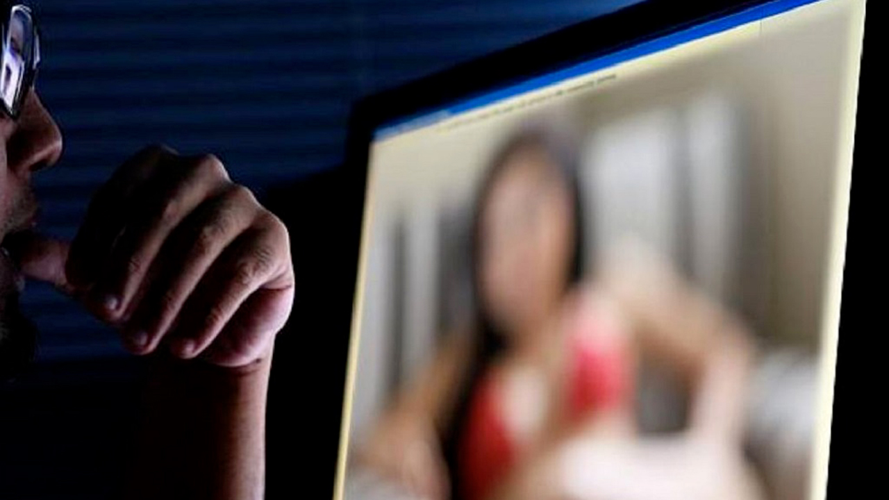 Foto intime sottratte dai telefoni in riparazione e finite su Telegram: a Rovigo nuovo caso dopo 'Mia Moglie'