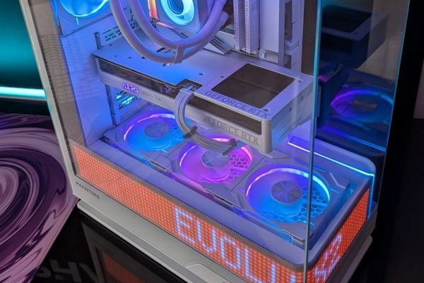 Phanteks al Computex 2025: display nascosti e raffreddamento potenziato