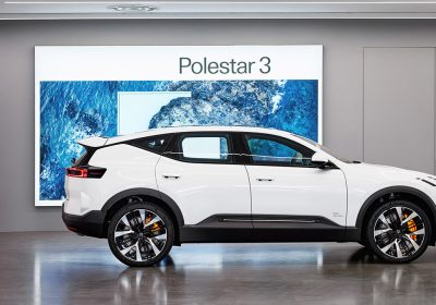 Polestar semplifica la ricarica in Italia: sconto per DC e HPC, ricarica inclusa per le auto pronta consegna