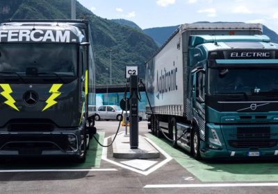 Prima stazione di ricarica megawatt per camion elettrici attiva a Bolzano, lungo l'Autostrada del Brennero
