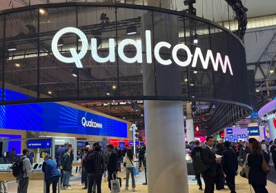 Qualcomm supera le aspettative nel secondo trimestre, ma il futuro è incerto