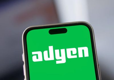 Shopping intelligente: Adyen fotografa l'Italia tra IA, omnicanalità e nuove esperienze d’acquisto
