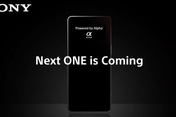 Sony Xperia 1 VII: presentazione ufficiale il 13 maggio. Sarà il primo smartphone "Powered by Alpha"