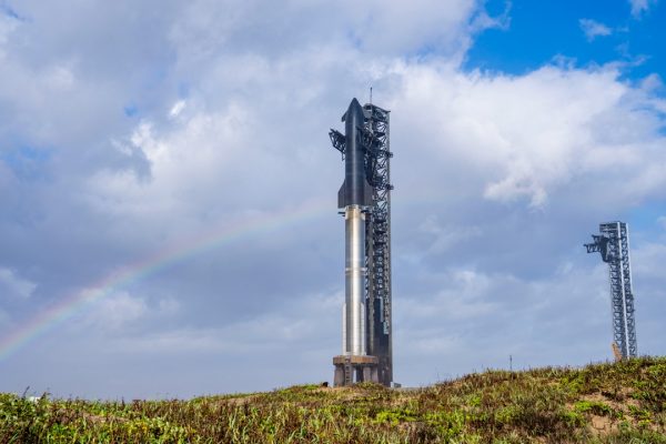 SpaceX ha eseguito il nono volo del razzo spaziale riutilizzabile Starship con alcuni miglioramenti