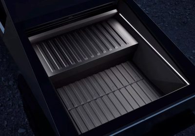 Tesla conferma: niente range extender per Cybertruck, produzione annullata