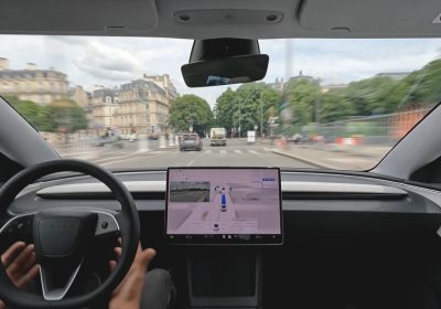 Tesla: ecco FSD (Supervisionato) alle prese con la rotonda più impegnativa d'Europa