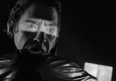 Vampire Zombies… From Space! Il film che mette insieme Dracula, zombie e viaggi nello spazio