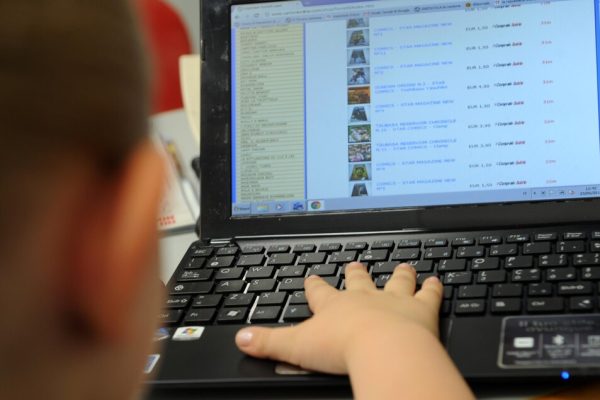 Agcom, in vigore gli obblighi di verifica dell’età per i siti porno – Notizie