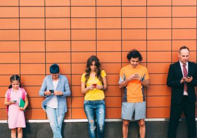 Altezza, il gene che spiega la differenza tra uomini e donne