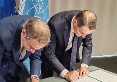 Nucleare, tra autosufficienza energetica e business Lombardia e Aiea hanno firmato l’intesa che sdogana di fatto l’atomo in Italia