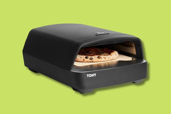 6 forni per pizza che trasformano giardino e terrazzo in una pizzeria a cielo aperto