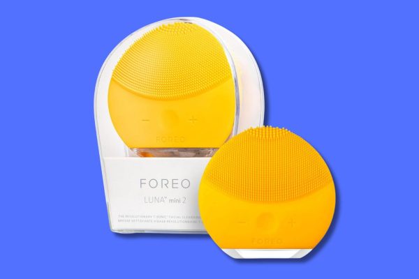 5 spazzole elettriche per il viso che miglioreranno la tua skincare quotidiana
