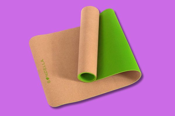 8 tappetini yoga pronti a sostenerti anche nelle Asana più dinamiche