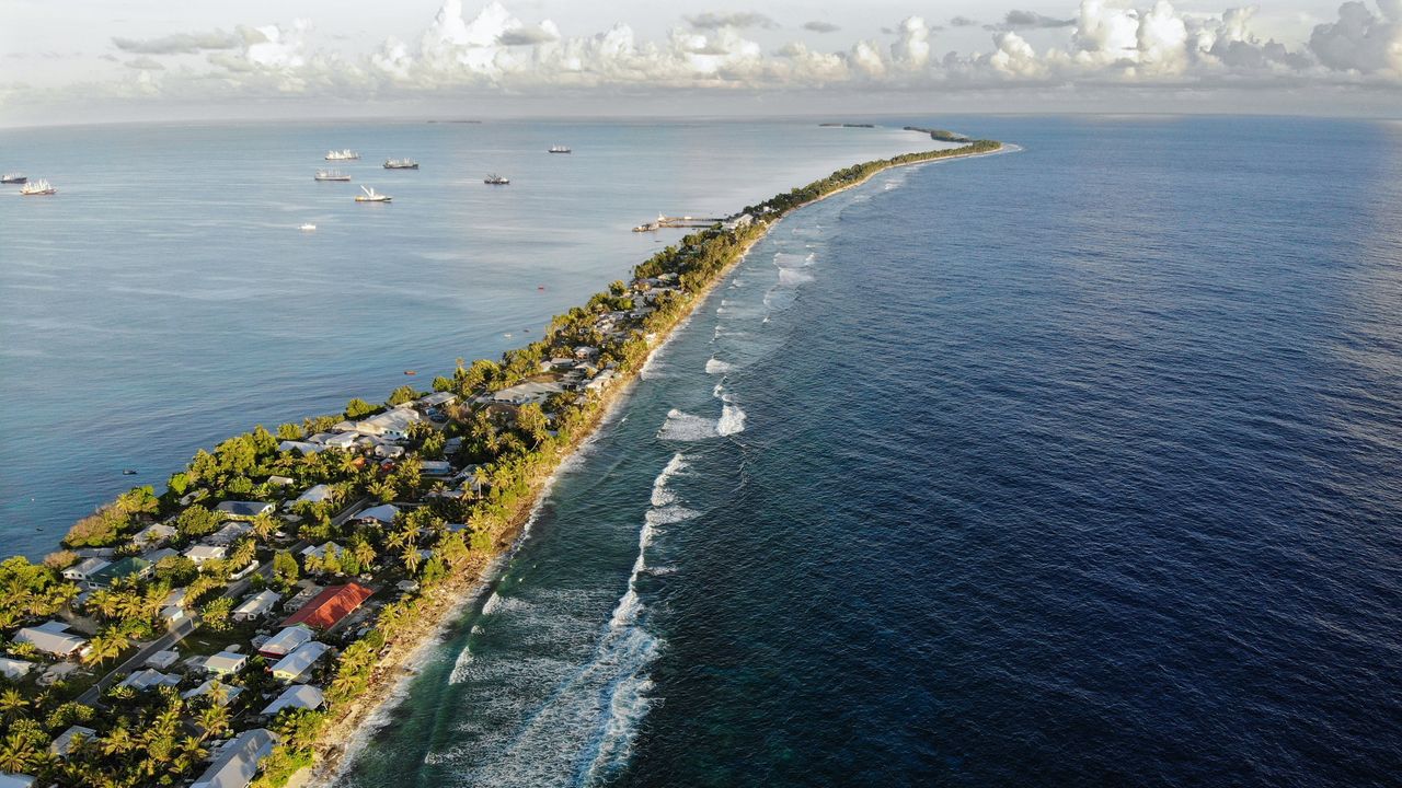 Tuvalu, perché emigrare da un arcipelago che sta per finire sott’acqua non è così facile