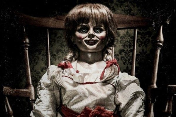 Annabelle, tutto quello che dovete sapere sulla reginetta della bambole assassine del cinema che esiste davvero