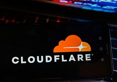 Cloudflare in down tira giù i servizi internet di Google, Discord e Pokémon Go