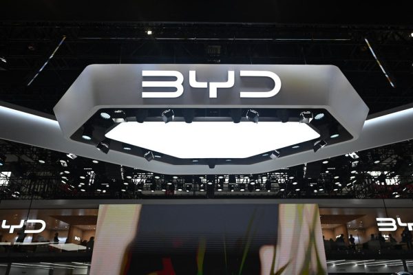 Tecnologie green cinesi, l’Europa ha paura dello spionaggio