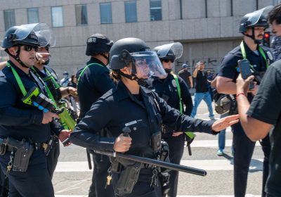 Riconoscimento facciale dei poliziotti, c’è una piattaforma che funziona a Los Angeles