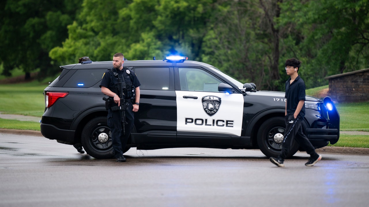 Vance Boelter, cosa sappiamo dell’uomo arrestato per l’omicidio della deputata del Minnesota