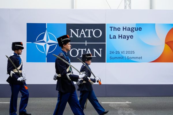 Aumento della spesa militare della Nato al 5%, come funziona e che conseguenze ha