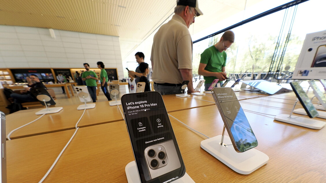 Apple sfida OpenAI e apre la sua IA agli sviluppatori – Future Tech