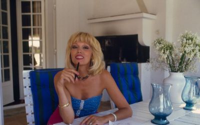 Il documentario Hbo Enigma ha per protagonista Amanda Lear (e un’annosa domanda che speravamo sepolta da tempo)
