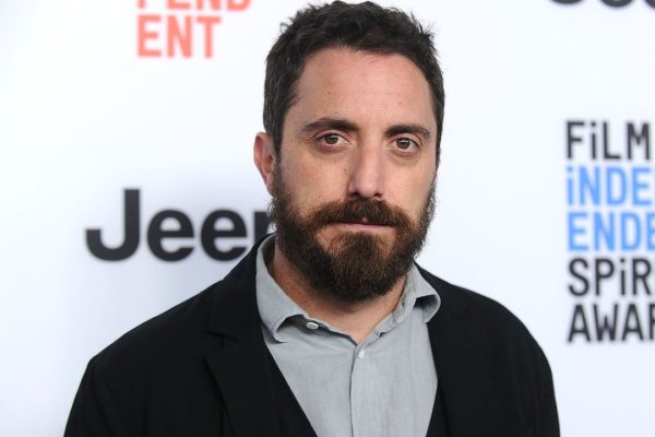 Pablo Larraín si dà all’horror televisivo, per Netflix firmerà la miniserie Mis muertos tristes