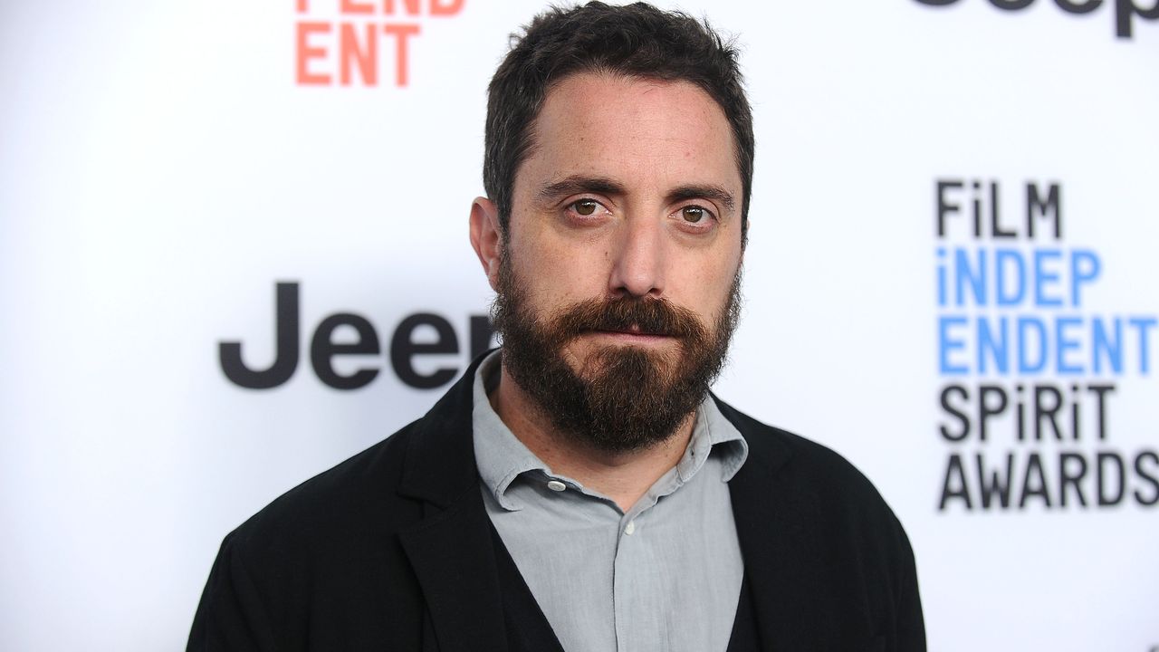 Pablo Larraín si dà all’horror televisivo, per Netflix firmerà la miniserie Mis muertos tristes