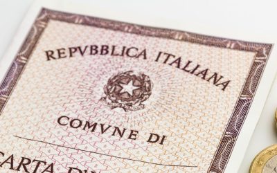 Perché la carta d’identità cartacea da agosto 2026 non sarà più valida per l’espatrio