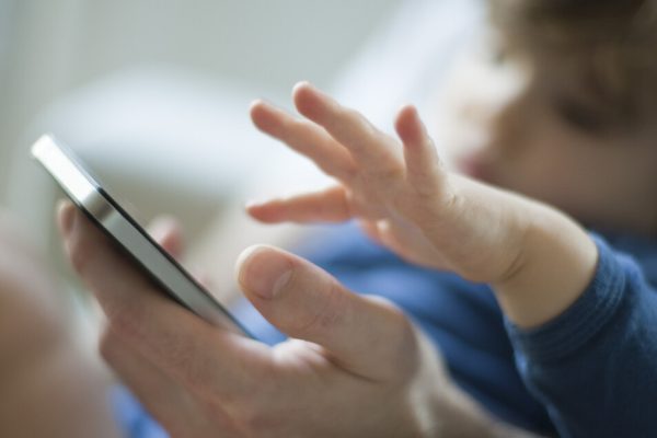 Apple potenzia la sicurezza online di bambini e adolescenti – Future Tech