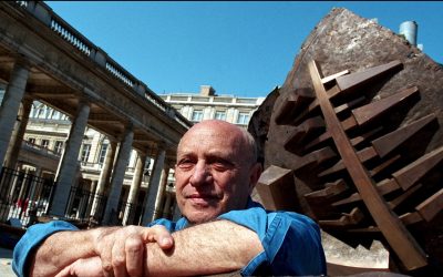 Arnaldo Pomodoro è morto a quasi 99 anni, ecco perché è stato uno scultore rivoluzionario