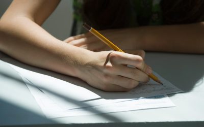 Maturità 2025, le prove di italiano, latino e arte invitano ai valori del rispetto e della cura dell’altro